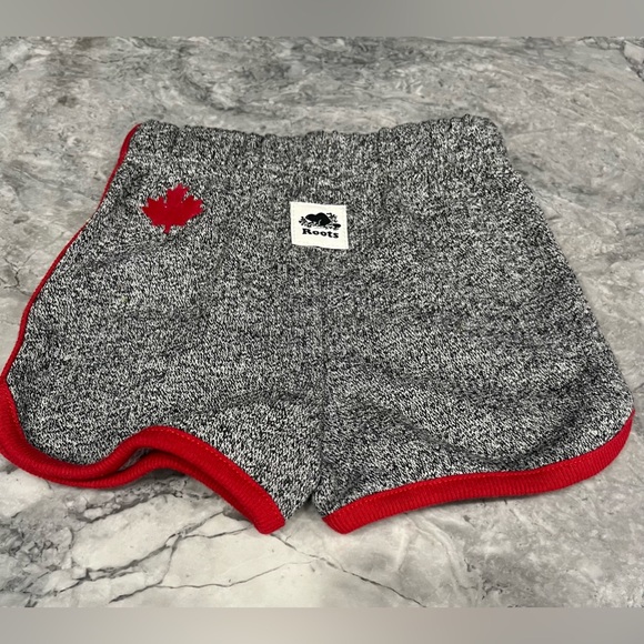 Baby roots short 3-6 months size small NWT - Picture 3 of 7